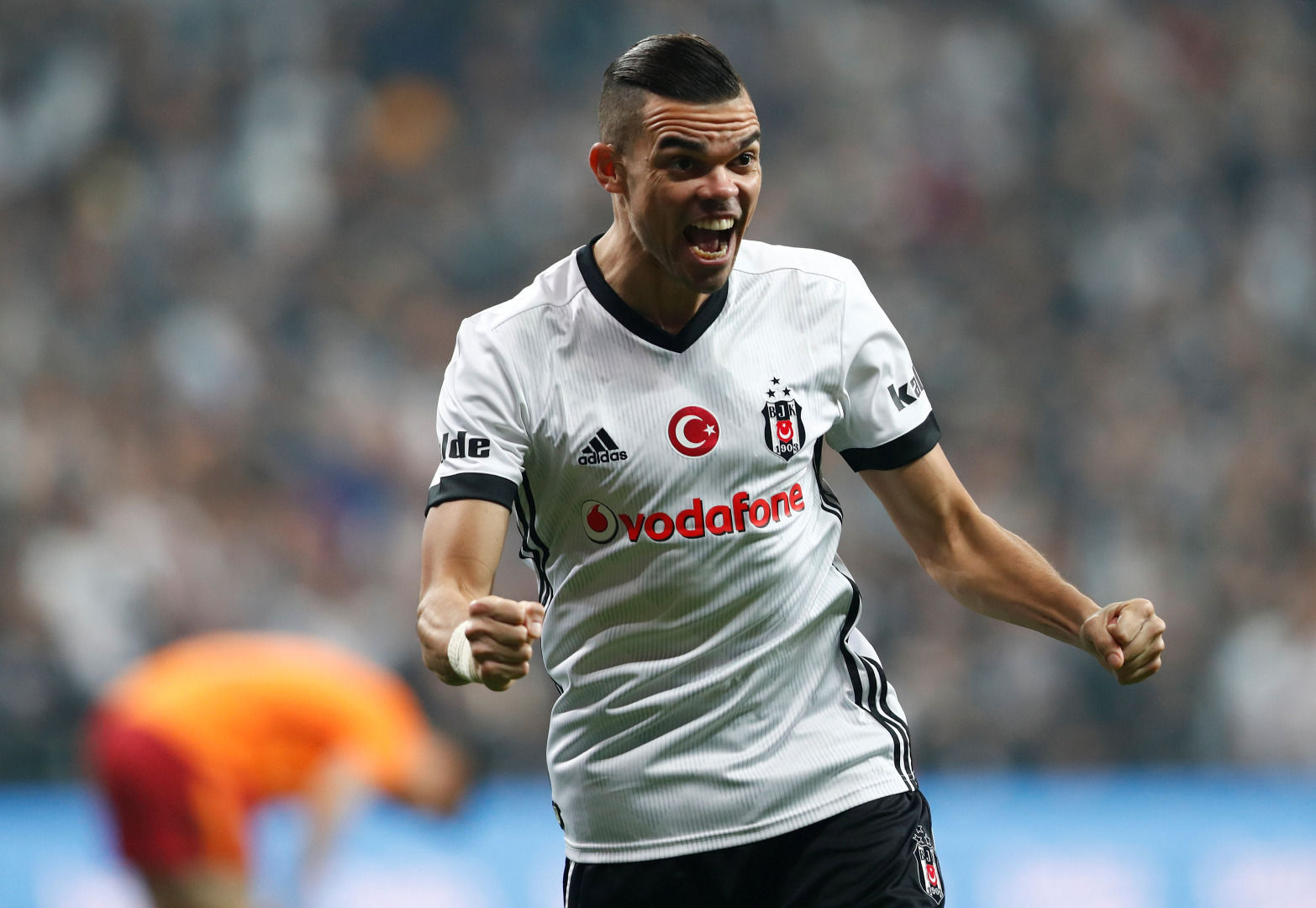 Yolu Süper Ligden Geçmiş En Kariyerli Futbolcular